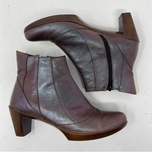 Naot Footwear Gema Porcini Leather Boot Irridescent Ankle Boots, size 37